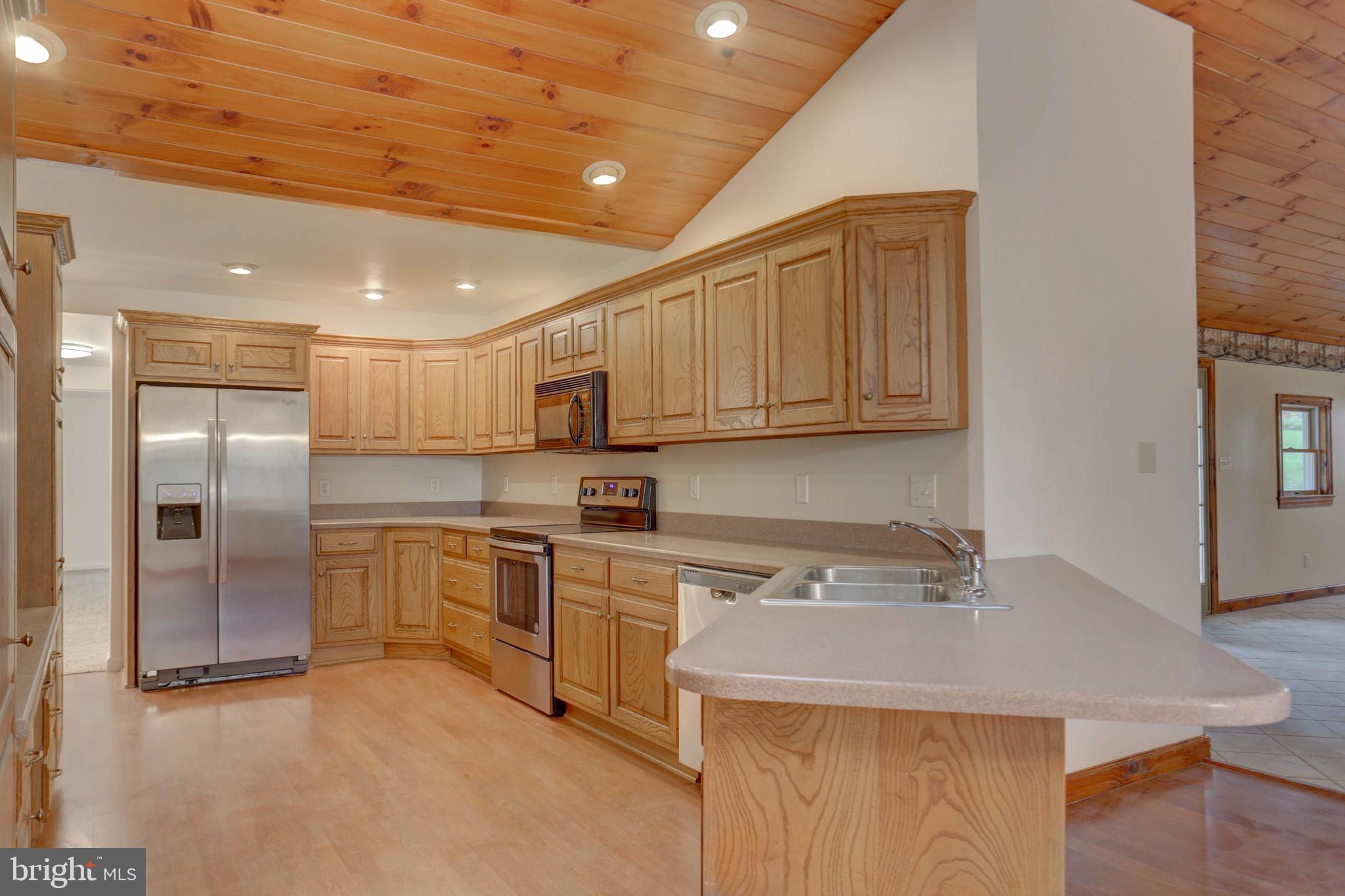 2077 North Colebrook Road Manheim, PA 17545 - Photo 8 of 27