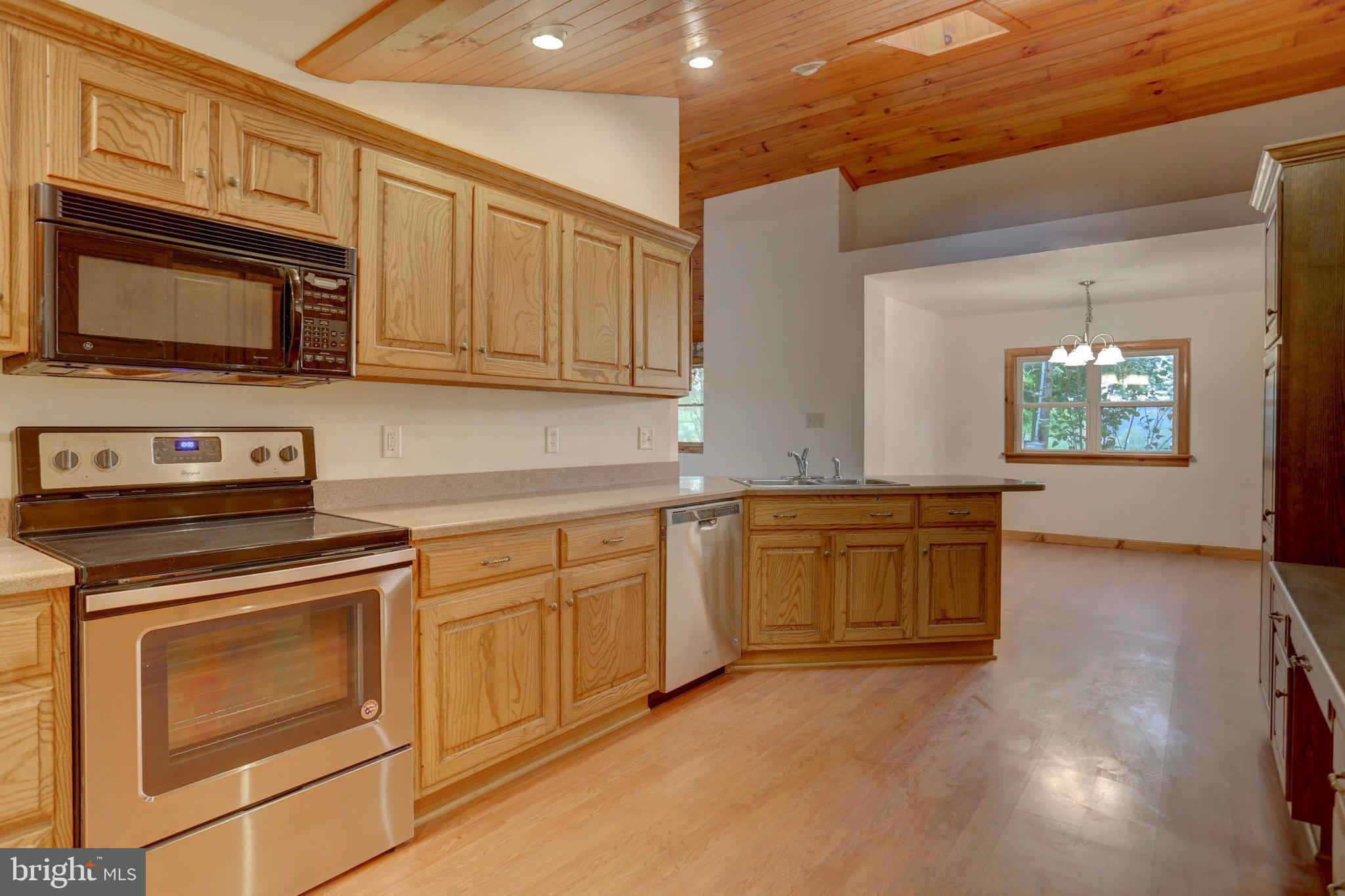 2077 North Colebrook Road Manheim, PA 17545 - Photo 10 of 27