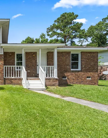 $1,600 | 103 Roberta Drive, Unit A, Summerville, SC 29485