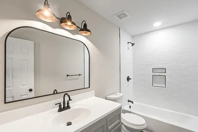 $1,600 | 103 Roberta Drive, Unit A, Summerville, SC 29485