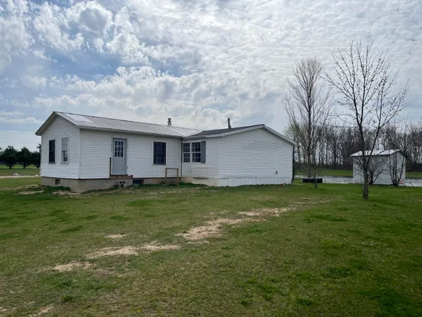 $325,000 | 4785 North Vining Road, Lakeview, MI 48850