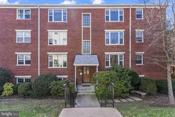 $1,650 | 1404 12th Street North, Unit 23, Arlington, VA 22209