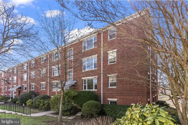 $1,650 | 1404 12th Street North, Unit 23, Arlington, VA 22209