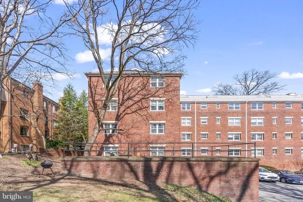 $1,650 | 1404 12th Street North, Unit 23, Arlington, VA 22209