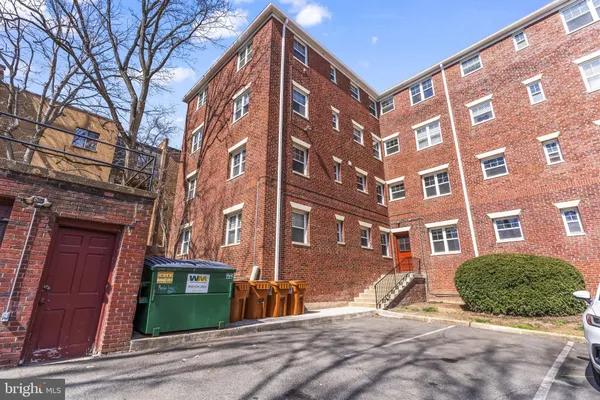 $1,650 | 1404 12th Street North, Unit 23, Arlington, VA 22209