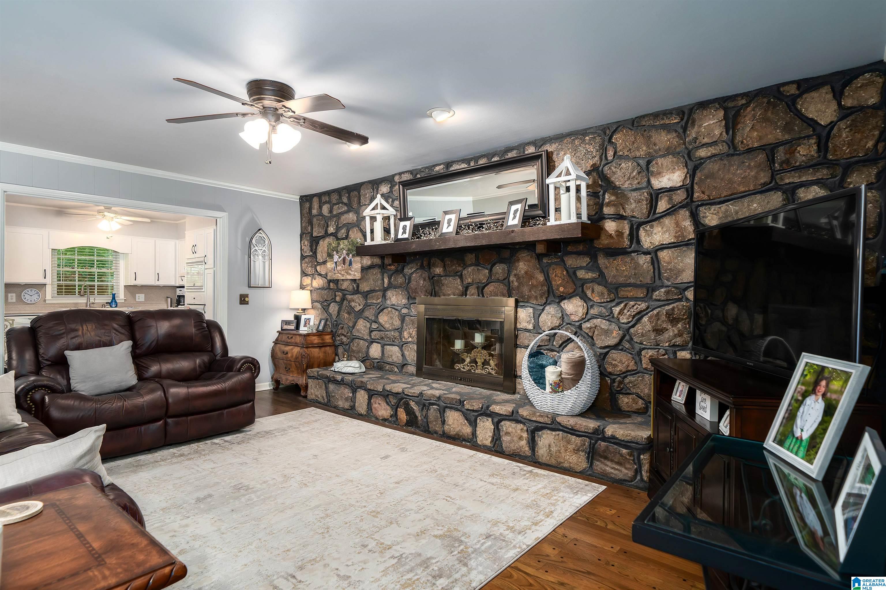 8422 North Valley Road Pinson, AL 35126 - Photo 11 of 28