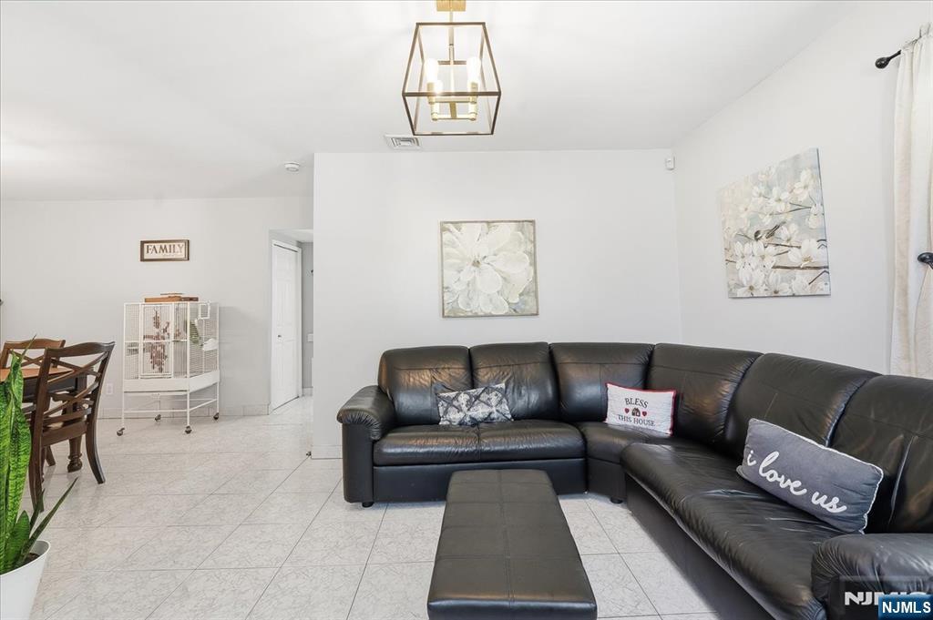 2 6th Street Ridgefield Park, NJ 07660 - Photo 8 of 47