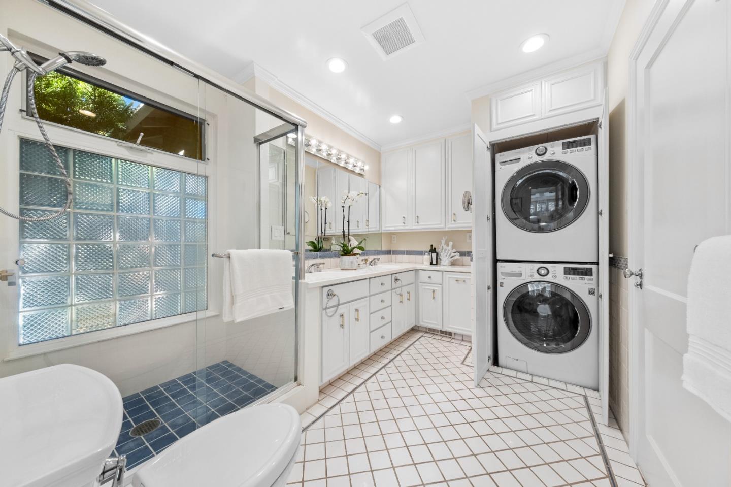 425 Dorchester Road San Mateo, CA 94402 - Photo 32 of 61