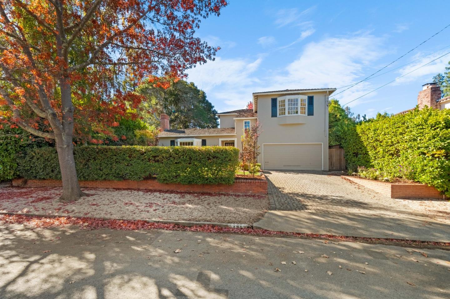 425 Dorchester Road San Mateo, CA 94402 - Photo 58 of 61 a view of backyard of a house