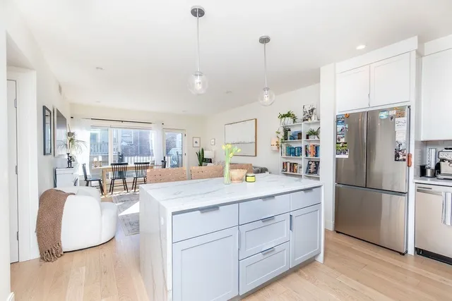 $769,999 | 69 Lubec Street, Unit 402, Boston, MA 02128