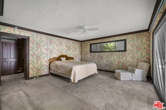 $2,300,000 | 3533 Willowcrest Avenue, Studio City, CA 91604