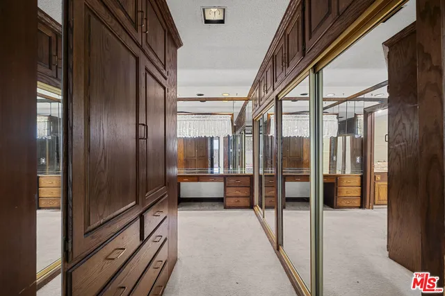 $2,300,000 | 3533 Willowcrest Avenue, Studio City, CA 91604