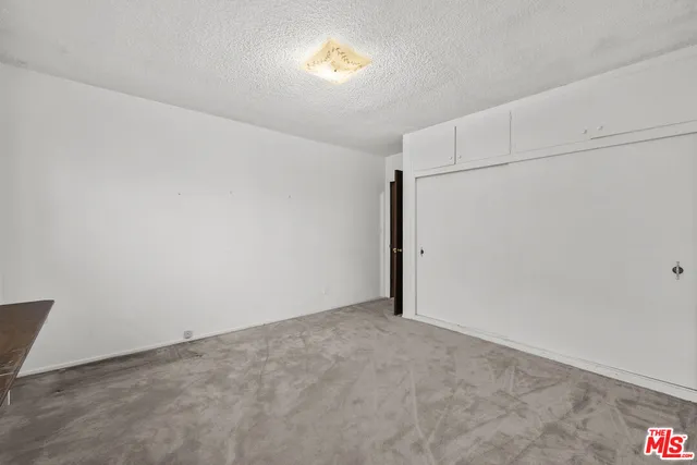 $2,300,000 | 3533 Willowcrest Avenue, Studio City, CA 91604