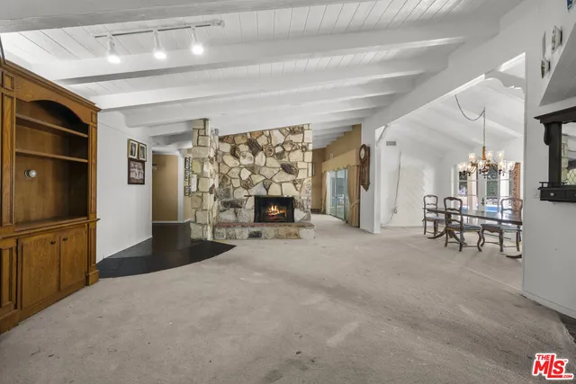 $2,300,000 | 3533 Willowcrest Avenue, Studio City, CA 91604