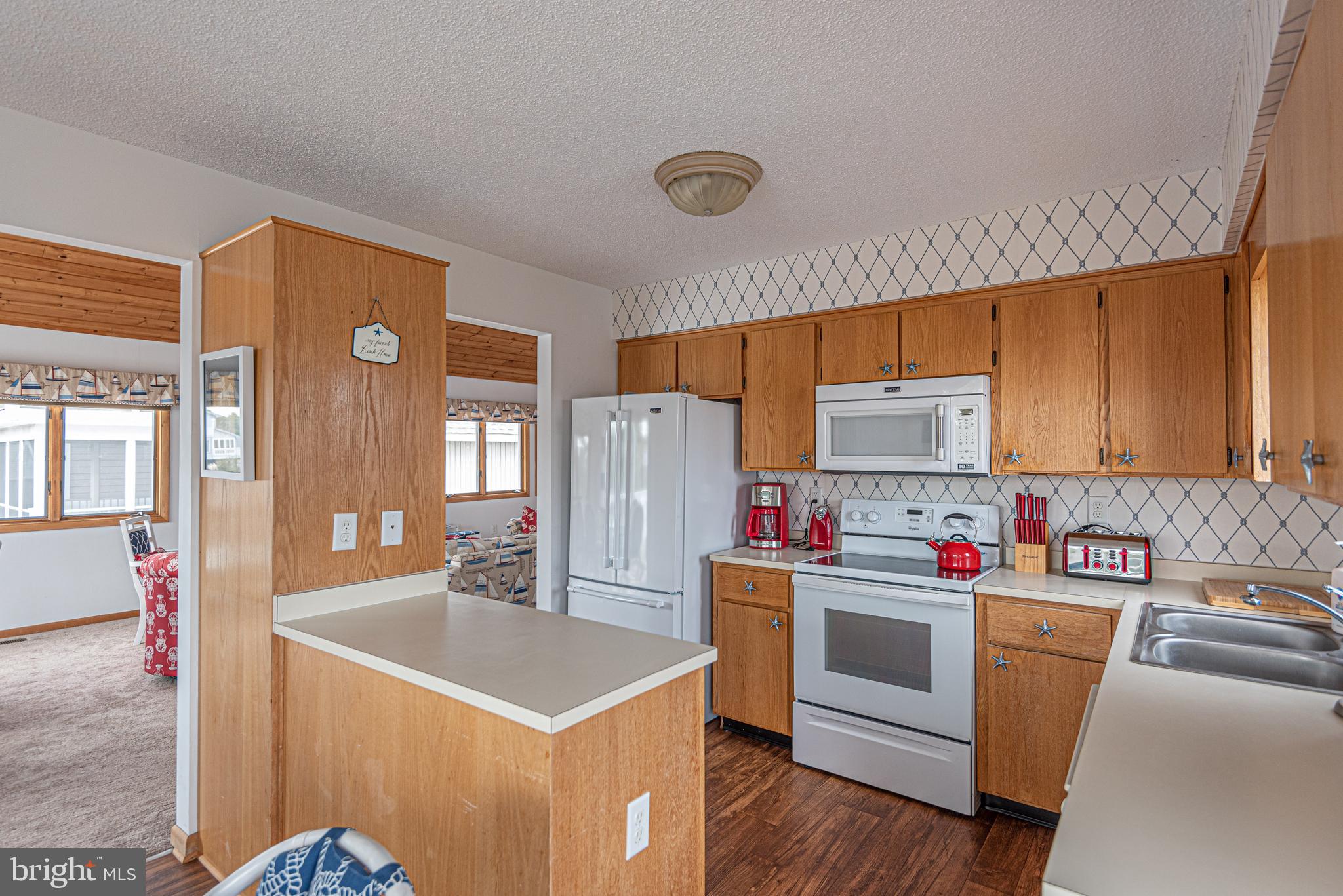 204 Second Street Bethany Beach, DE 19930 - Photo 13 of 46