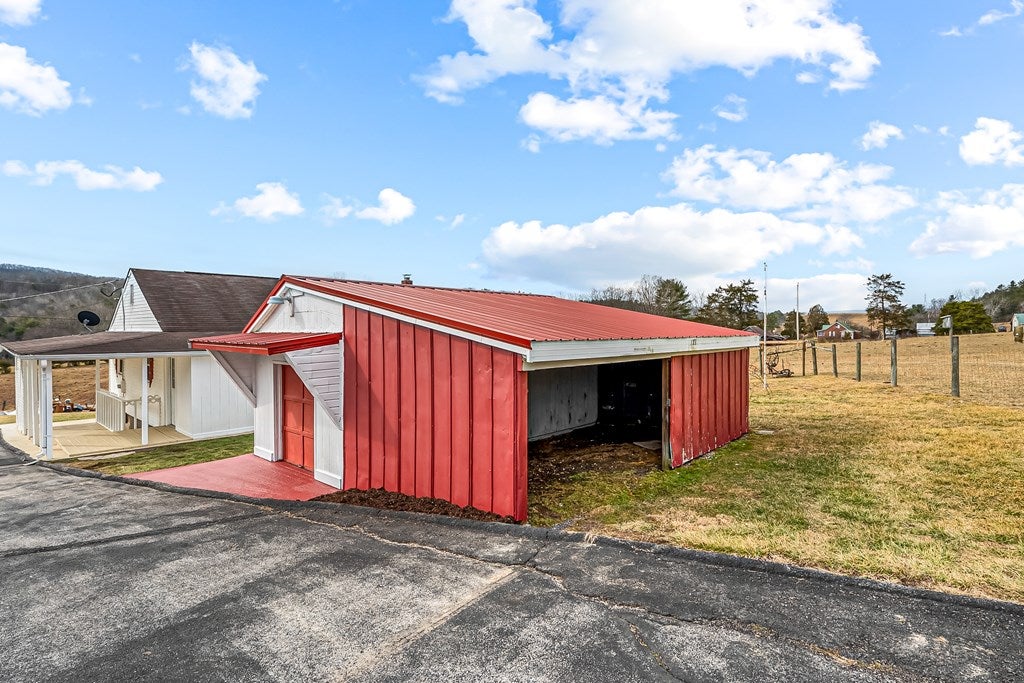 2172 Wilderness Road Bland, VA 24315 - Photo 55 of 73 Gallery Image 55