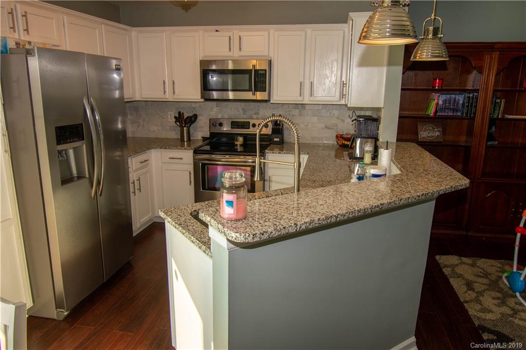 2131 Meadecroft Road Charlotte, NC 28214 - Photo 6 of 19 Gallery Image 6