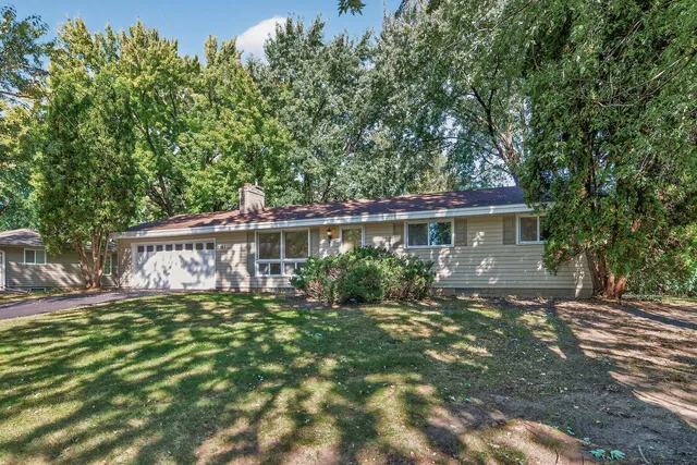 $374,999 | 1765 Garland Lane North, Plymouth, MN 55447