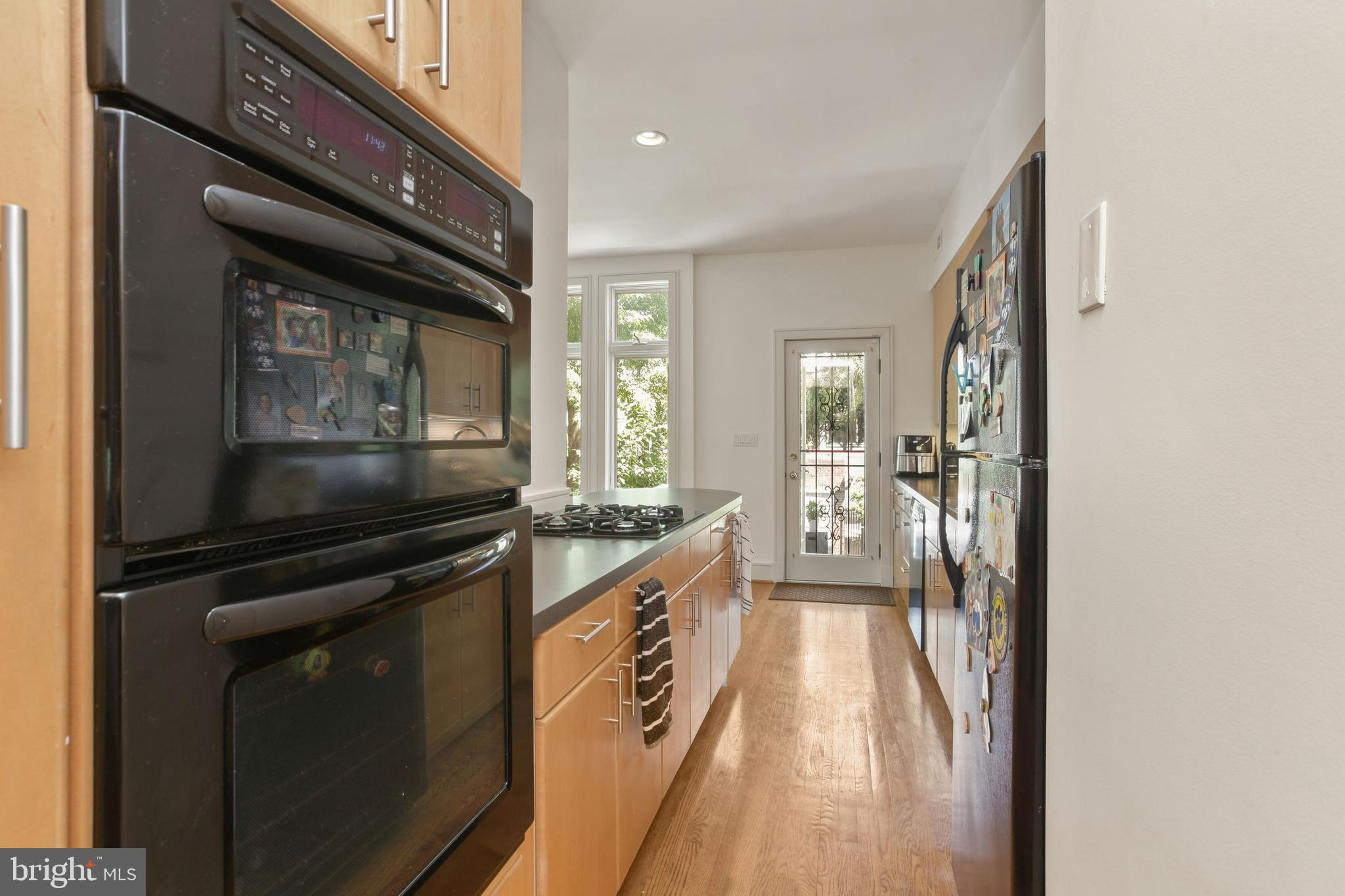 2023 Belmont Road Northwest Washington, DC 20009 - Photo 13 of 39 Kitchen