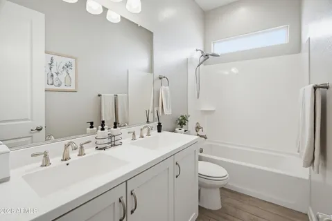 $829,000 | 2120 East Park View Lane, Phoenix, AZ 85024