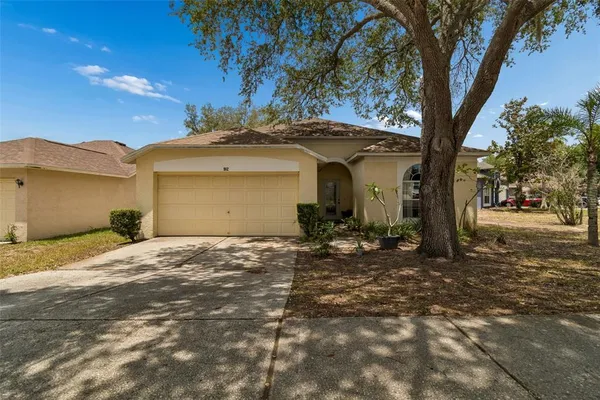 $279,000 | 912 Grand Canyon Drive, Valrico, FL 33594
