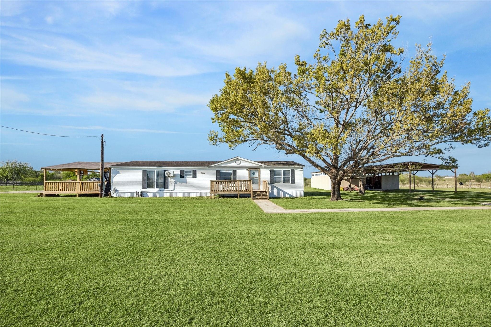 Home in a very peaceful, quiet neighborhood.
