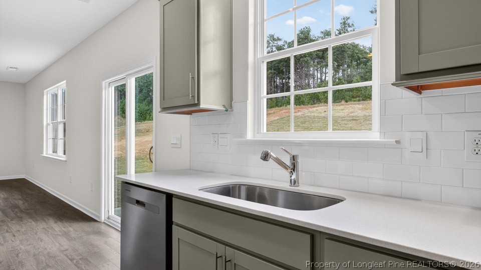 36 Firehawk Drive Spring Lake, NC 28390 - Photo 10 of 38 Kitchen