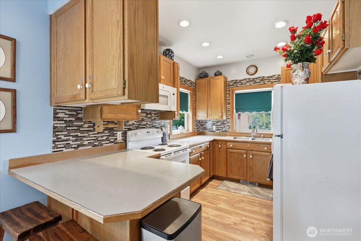 3481 Valley Road Northeast Moses Lake, WA 98837 - Photo 14 of 40