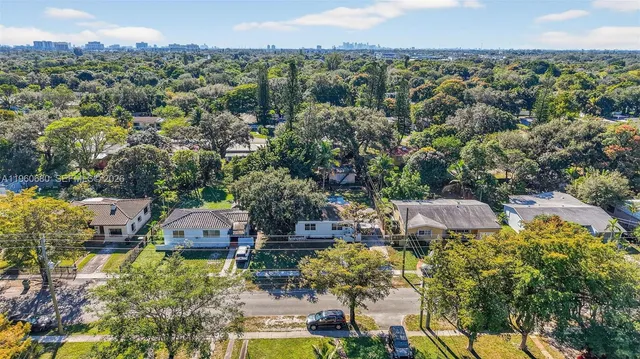 $549,900 | 870 Northeast 144th Street, North Miami, FL 33161
