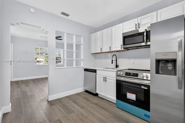 $549,900 | 870 Northeast 144th Street, North Miami, FL 33161