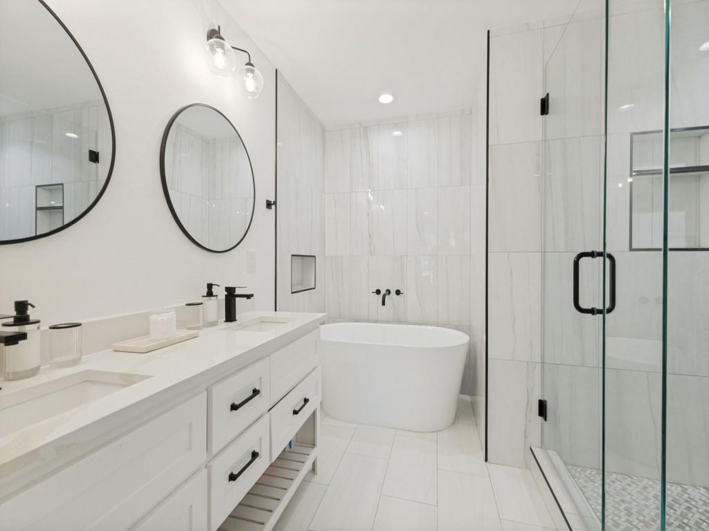 6716 Roundrock Road Dallas, TX 75248 - Photo 24 of 36