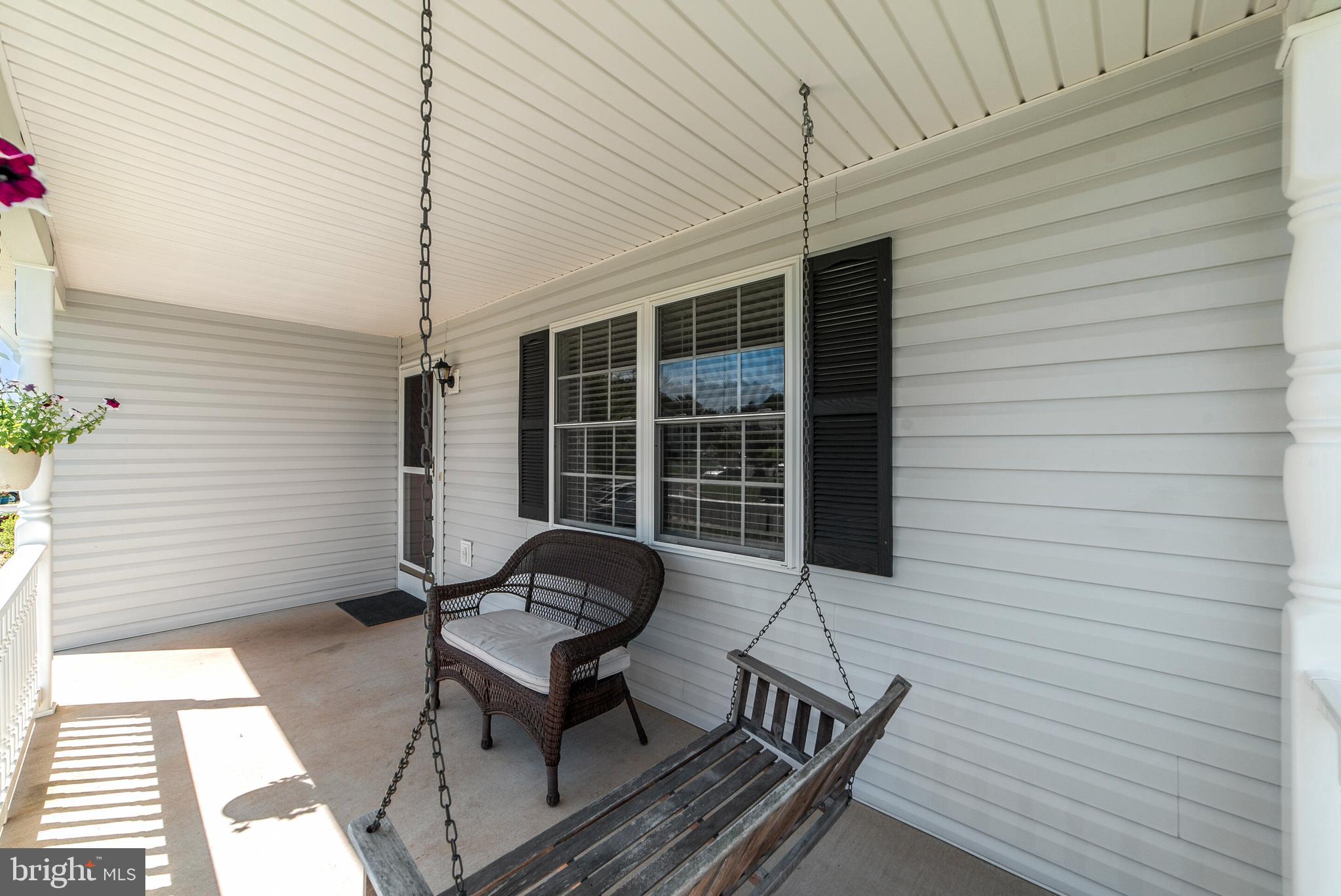 613 Clubhouse Way Culpeper, VA 22701 - Photo 14 of 20 Front porch living