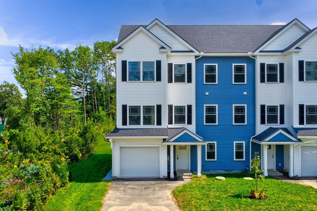 27 Jackson Road North Chelmsford, MA 01863 - Photo 1 of 23 Gallery Image 1