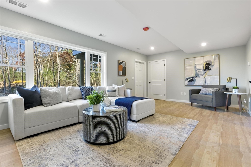 27 Jackson Road North Chelmsford, MA 01863 - Photo 3 of 23 Gallery Image 3