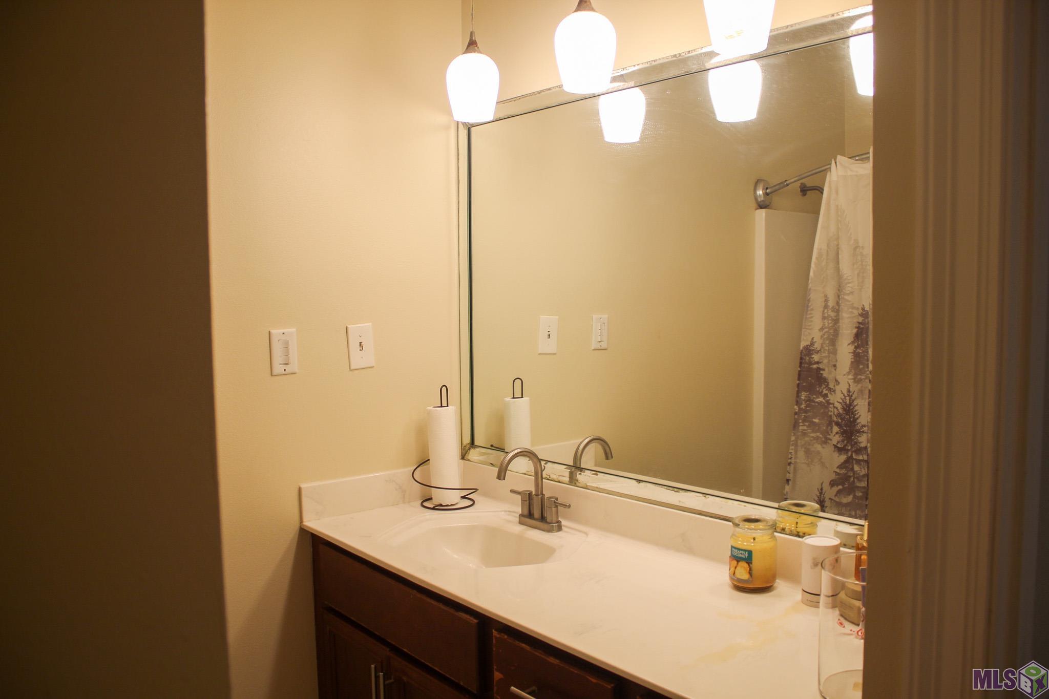 15430 Woodlore Drive Baton Rouge, LA 70816 - Photo 11 of 23