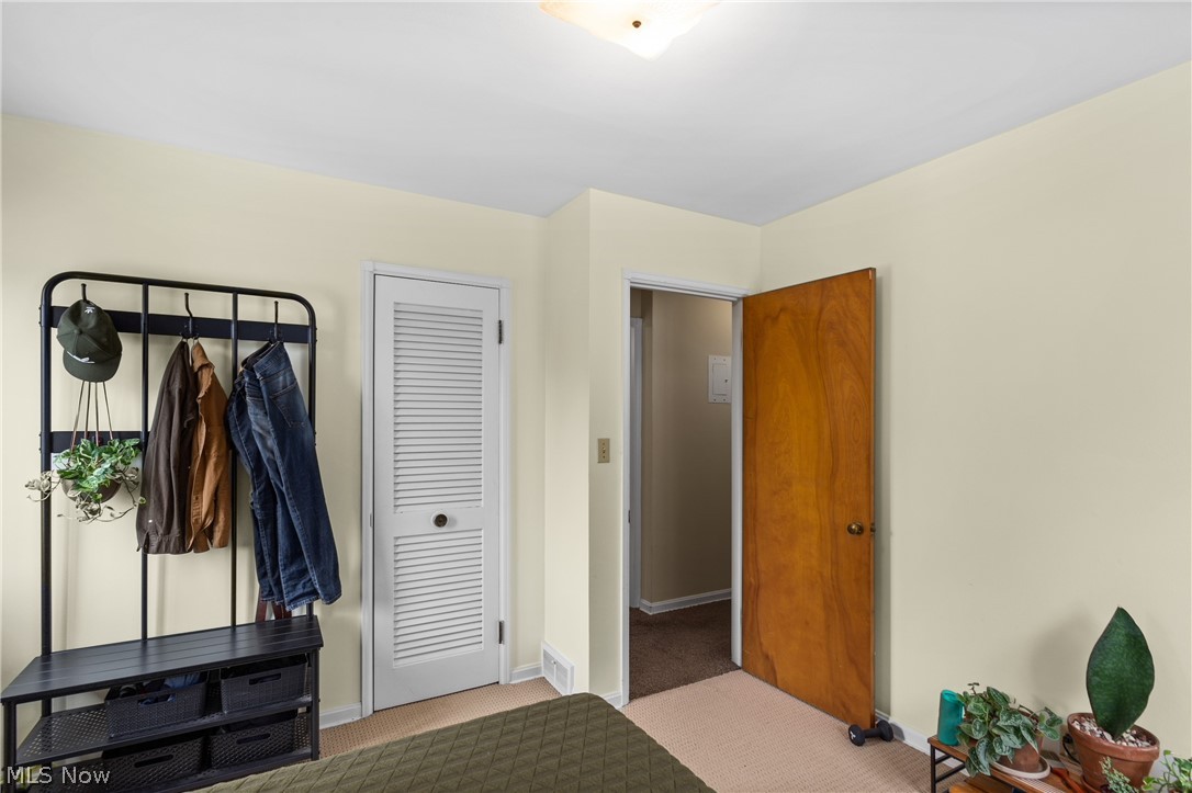 3154-3156 Warren Road Cleveland, OH 44111 - Photo 17 of 26 Gallery Image 17
