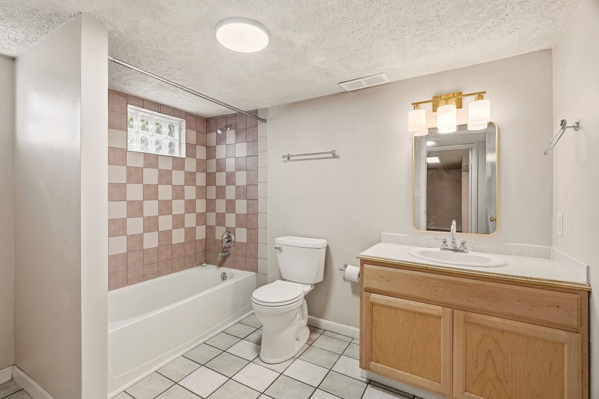 515 West 15th Avenue Spokane, WA 99203 - Photo 25 of 49