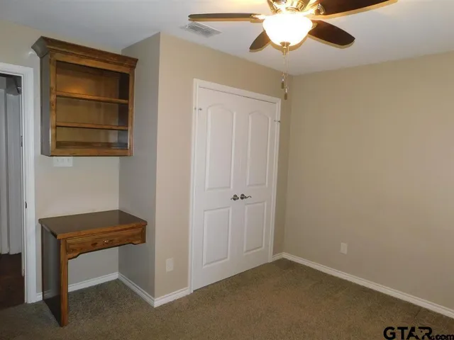 $1,875 | 15674 Farm To Market Road 849, Lindale, TX 75706