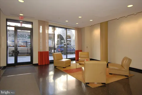 $736,500 | 912 F Street Northwest, Unit 709, Washington, DC 20004