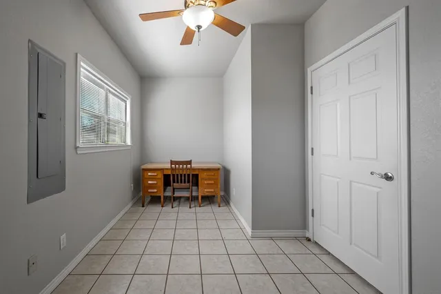 $2,000,000 | 4489 East Farm To Market 120, Denison, TX 75021