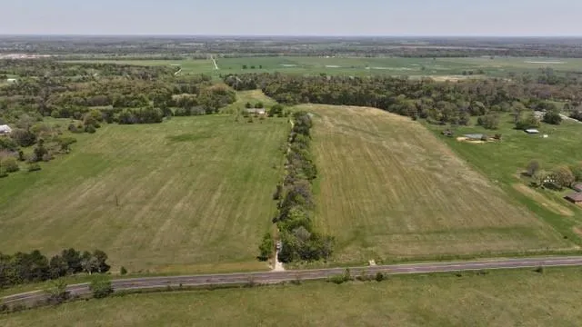 $2,000,000 | 4489 East Farm To Market 120, Denison, TX 75021