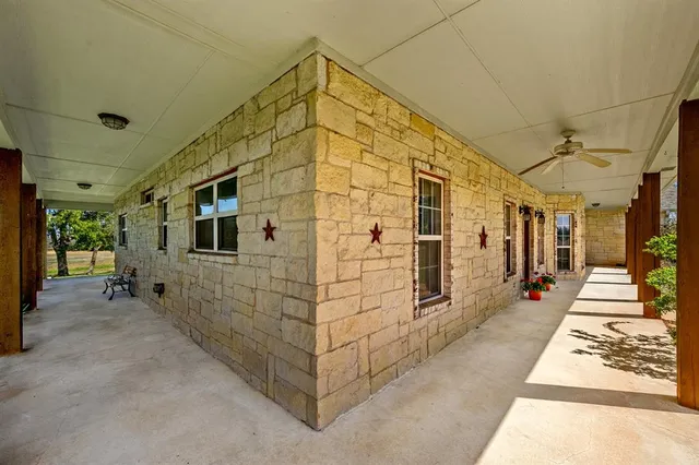 $2,000,000 | 4489 East Farm To Market 120, Denison, TX 75021