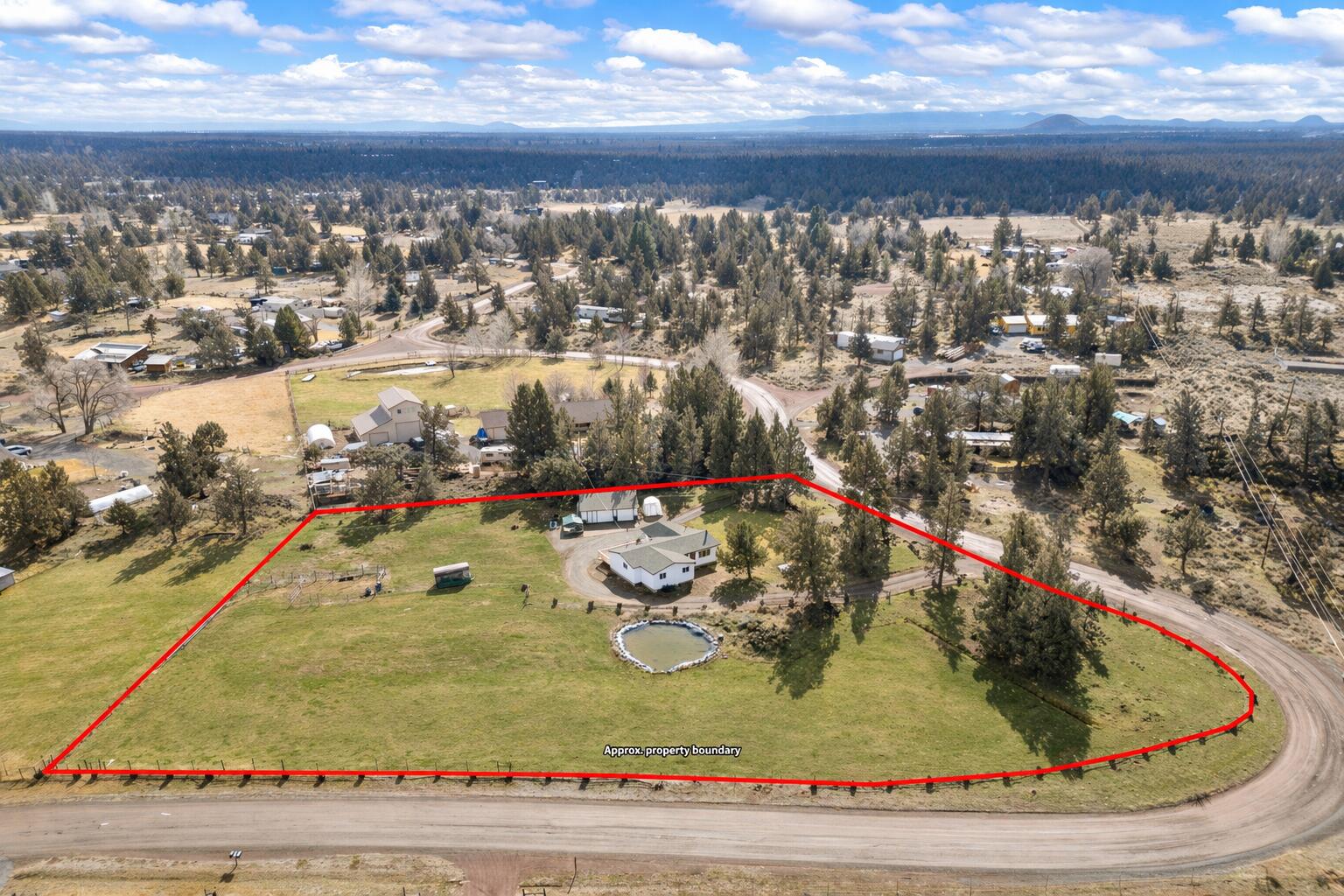 64904 Rimrock Drive Bend, OR 97703 - Photo 7 of 44