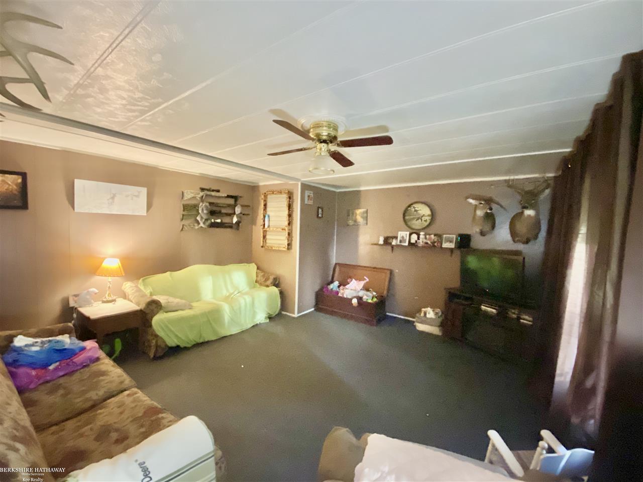 440 Memphis Ridge Road Memphis, MI 48041 - Photo 13 of 23 50022394-12.JPG