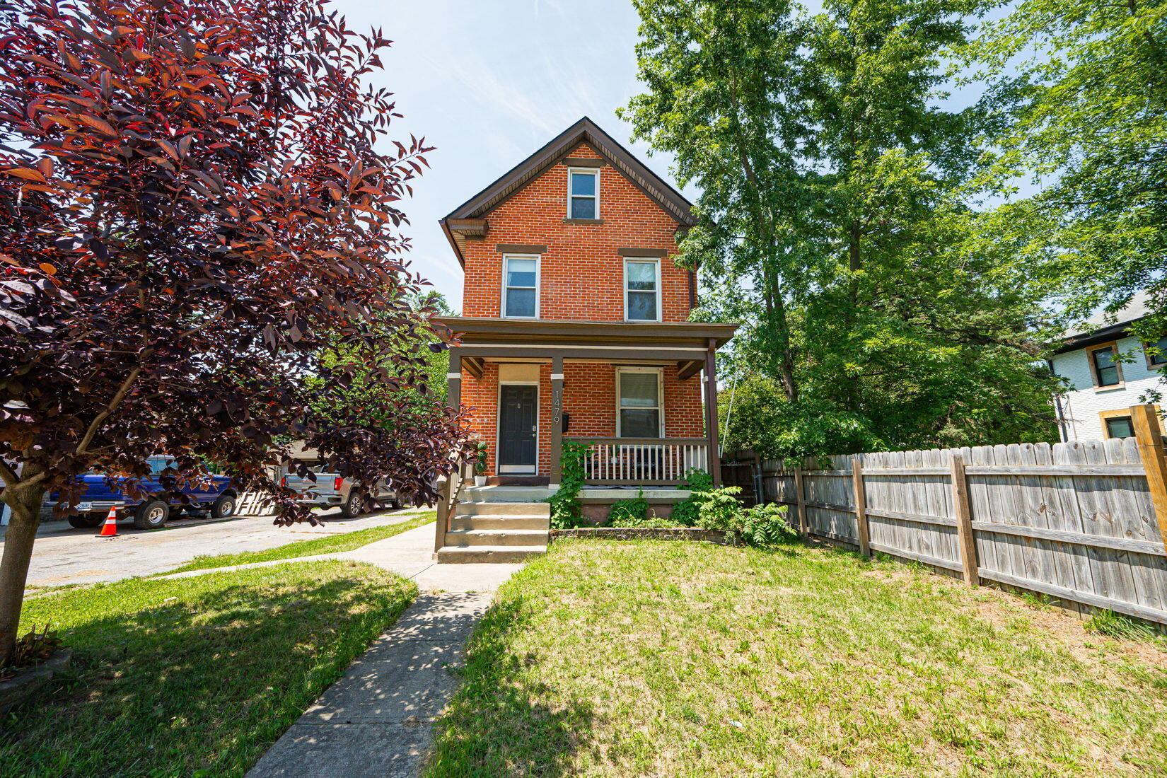 1479 Lockbourne Road Columbus, OH 43206 - Photo 2 of 54 Welcome Home to 1479 Lockbourne Rd