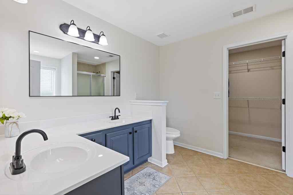 360 Finch Way Jefferson, GA 30549 - Photo 12 of 58