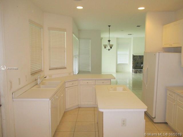 17339 31st Road North Loxahatchee, FL 33470 - Photo 4 of 18 Gallery Image 4