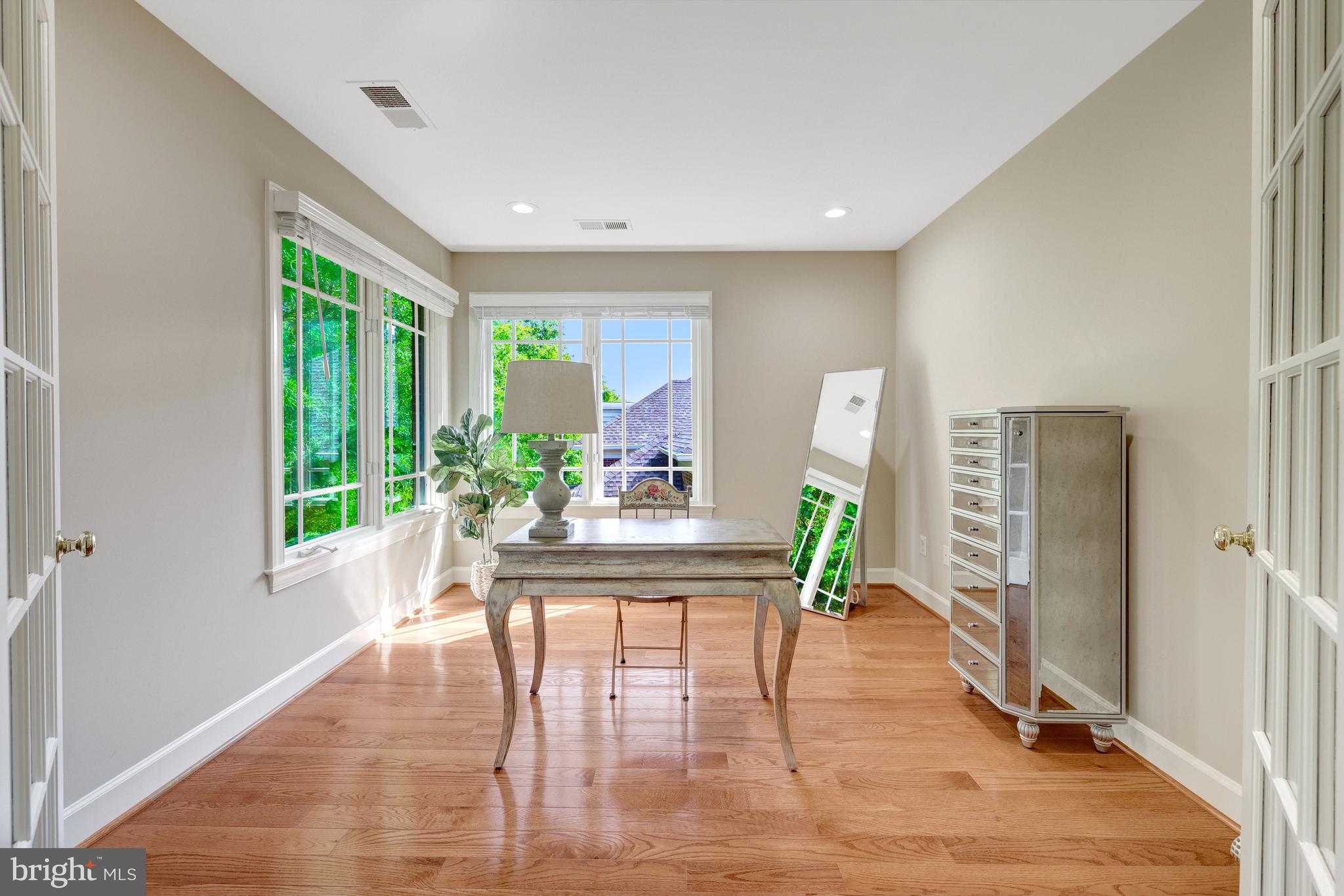 1387 Cameron Heath Drive Reston, VA 20194 - Photo 37 of 67