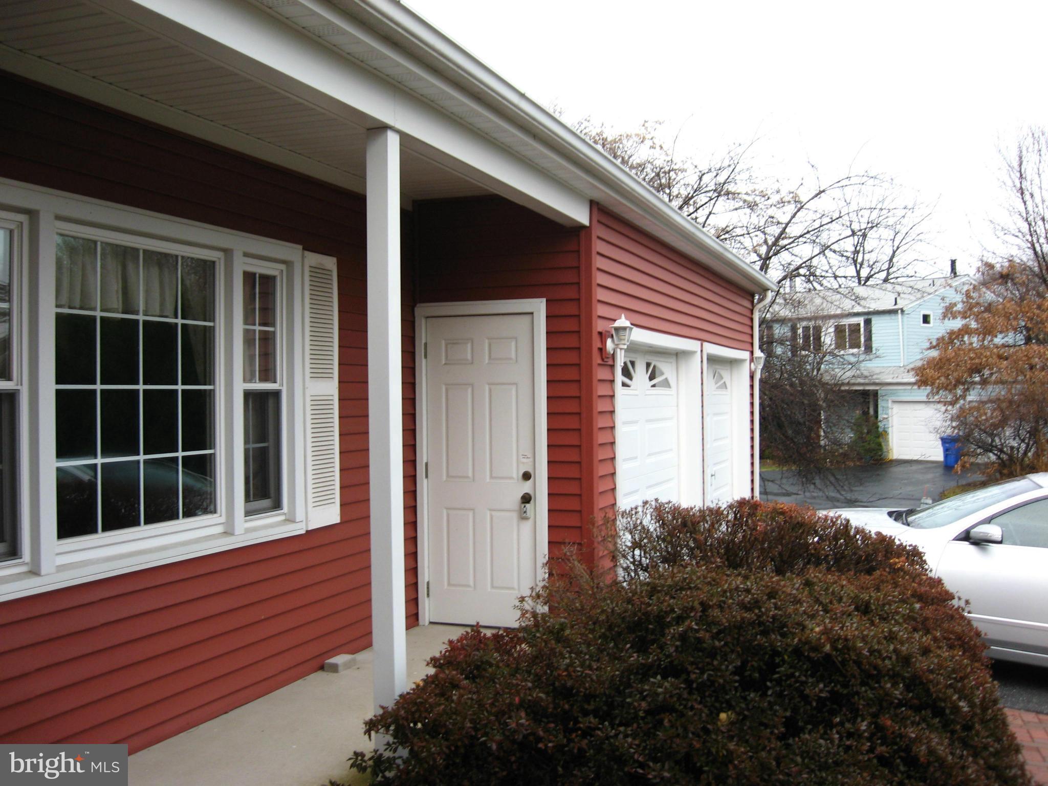 9841 Moyer Road Damascus, MD 20872 - Photo 3 of 30 Exterior (Front)