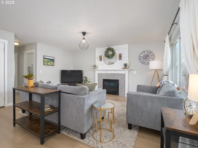 $590,000 | 986 Southwest Tomahawk Place, Dundee, OR 97115